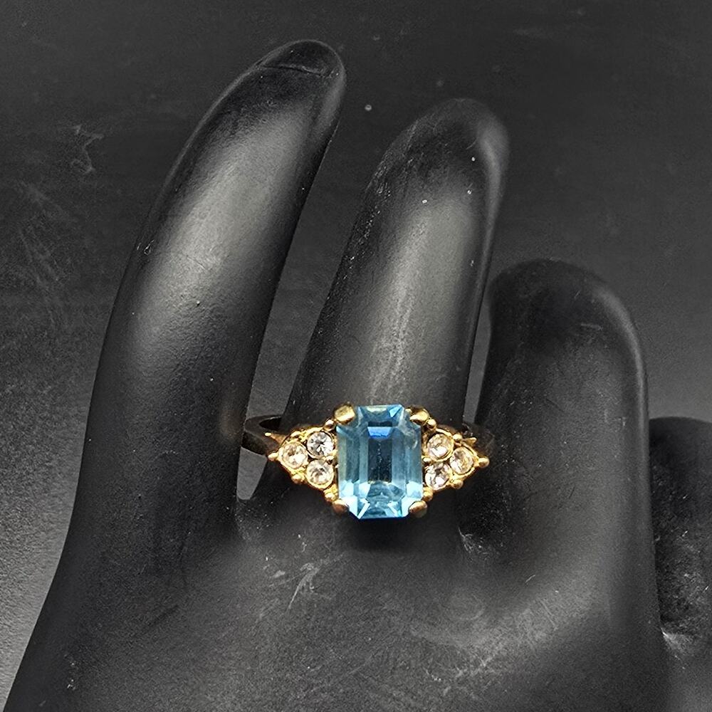 Vintage Faux Blue Topaz Cocktail Ring Size 6.75